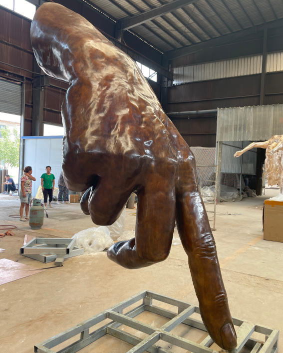 Hand