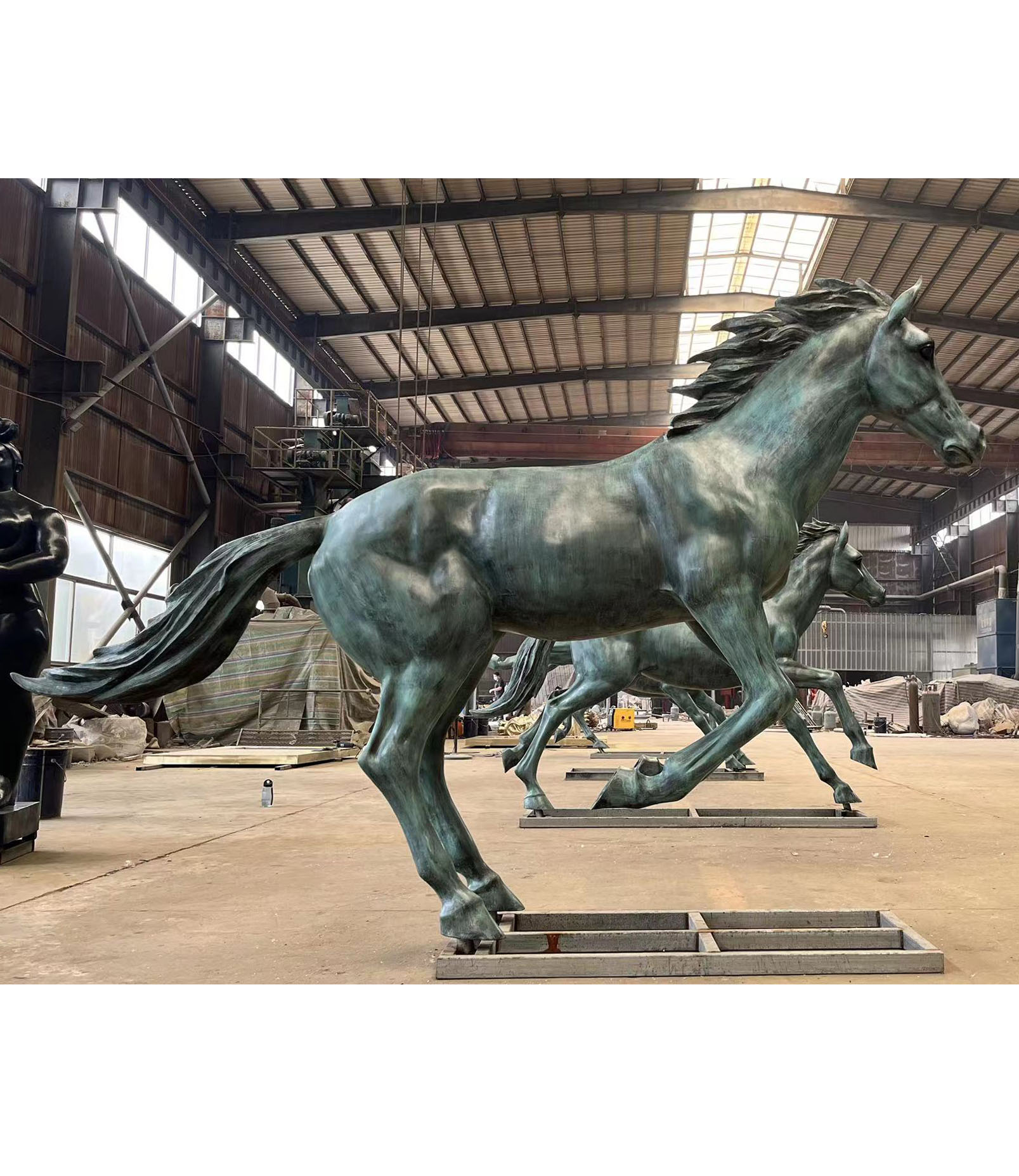 Horse-