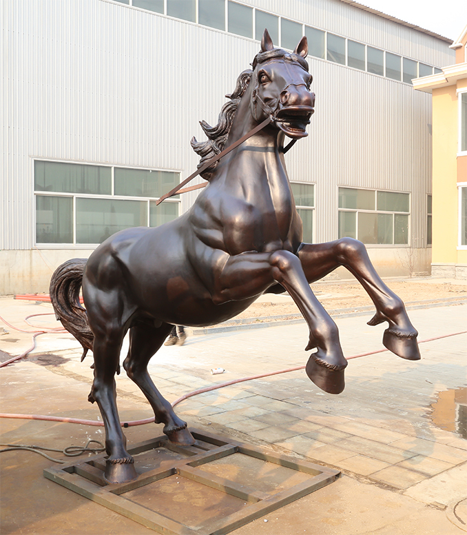 Apollo chariot
